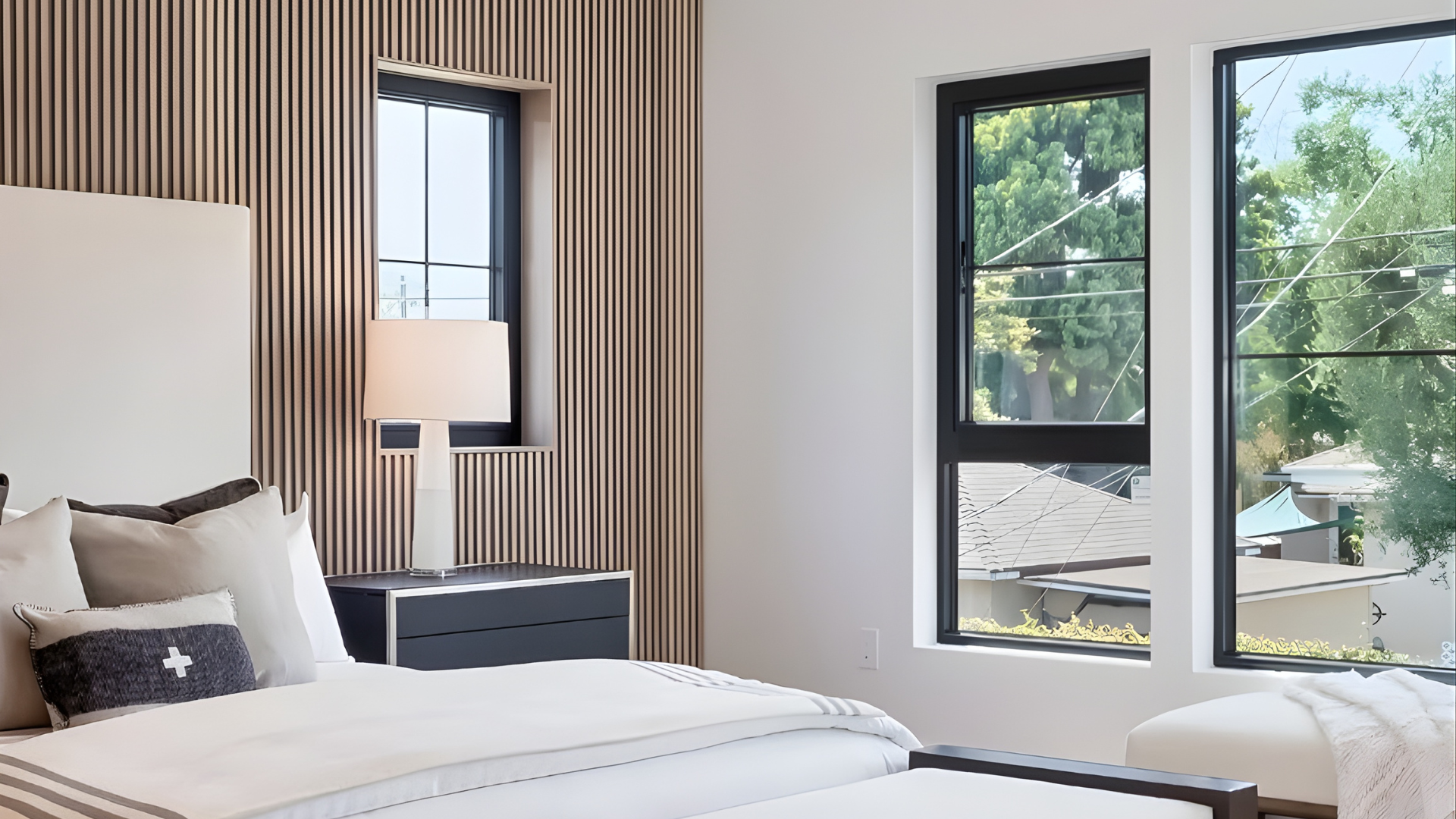 VLX 500 Single & Double Hung Window in Boynton Beach, FL | Sightline Windows & Doors Boynton Beach - detail 4